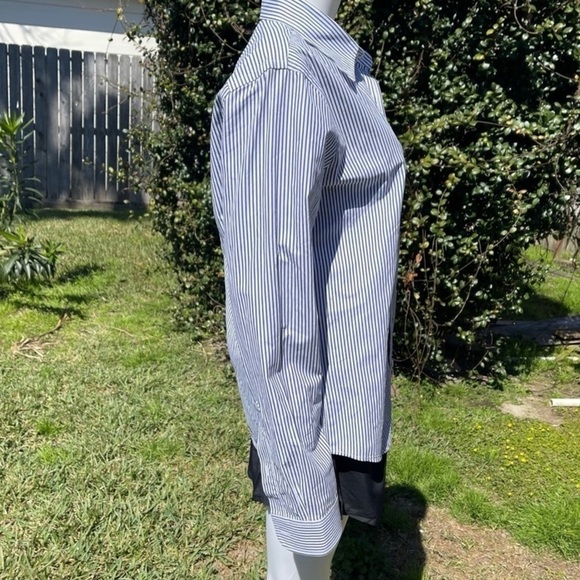 Abercrombie & Fitch Muscle Pin Stripe Button Shirt - Picture 3 of 10